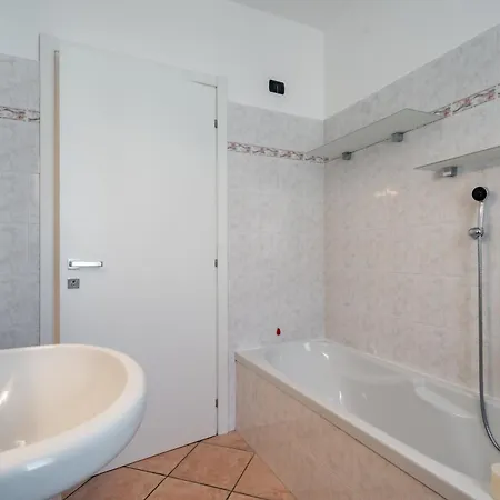 Villa Golden 1 - Just Few Steps From The