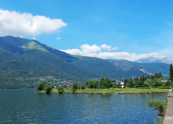 Golden 1 - Just Few Steps From The * Dervio