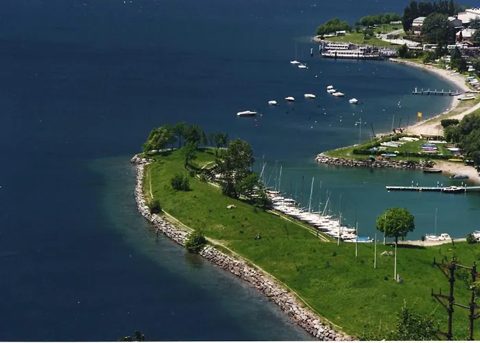 Villa Golden 1 - Just Few Steps From The Dervio