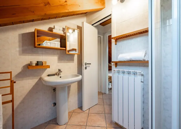 Golden 1 - Just Few Steps From The Villa *