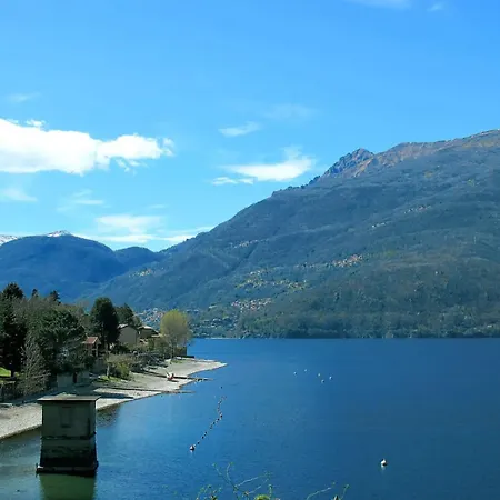 Golden 1 - Just Few Steps From The Vila Dervio