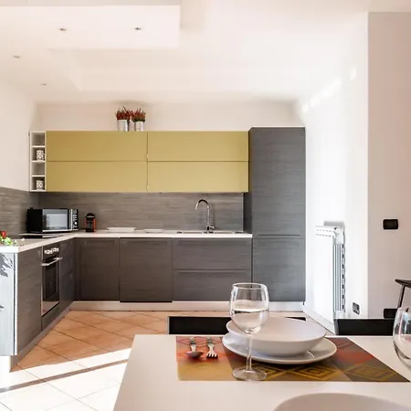 Vila Golden 1 - Just Few Steps From The