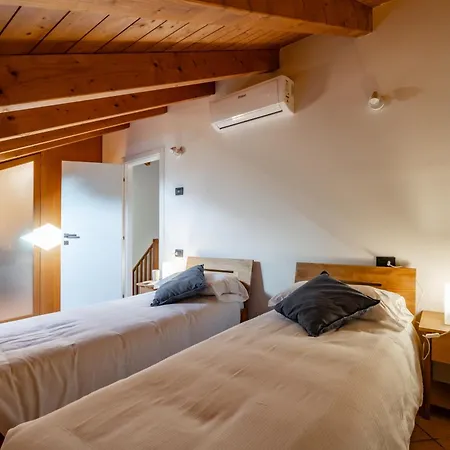 Vila Golden 1 - Just Few Steps From The *