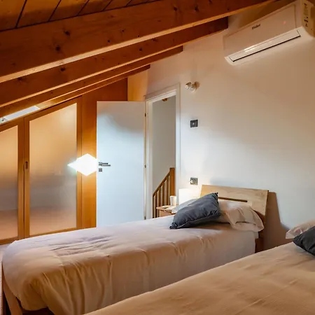 Golden 1 - Just Few Steps From The ヴィラ デルヴィオ