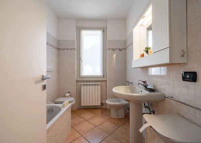 Villa Golden 1 - Just Few Steps From The Dervio